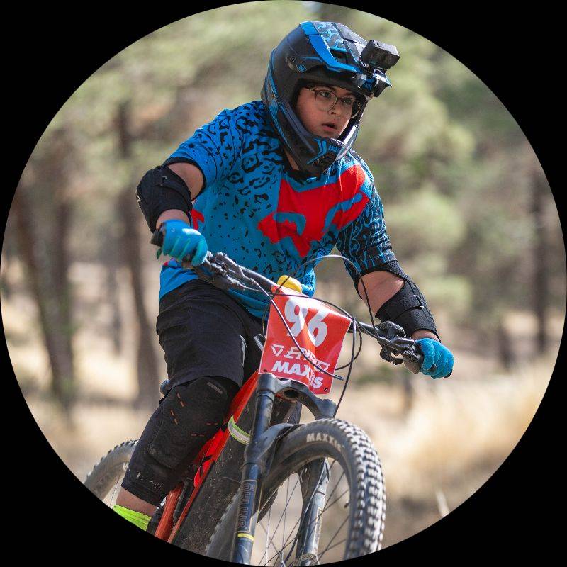 اورهان پیشگام