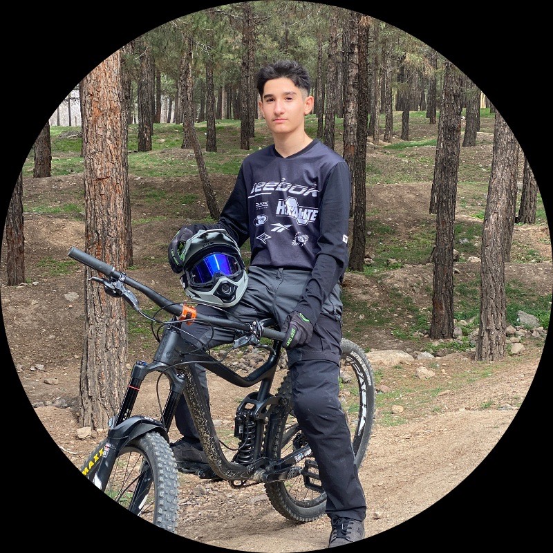 فربد میرزایی