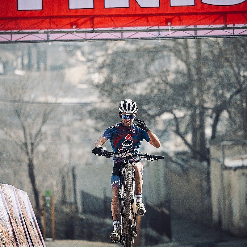 هومن جلال زاده