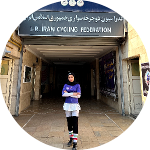 فاطمه خادمی