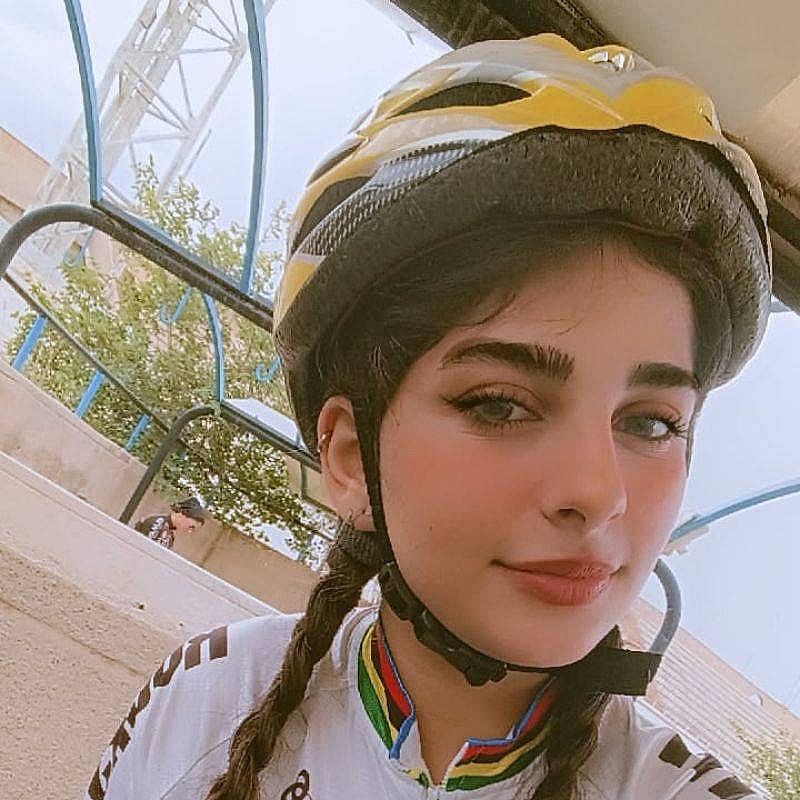روژا اهنی