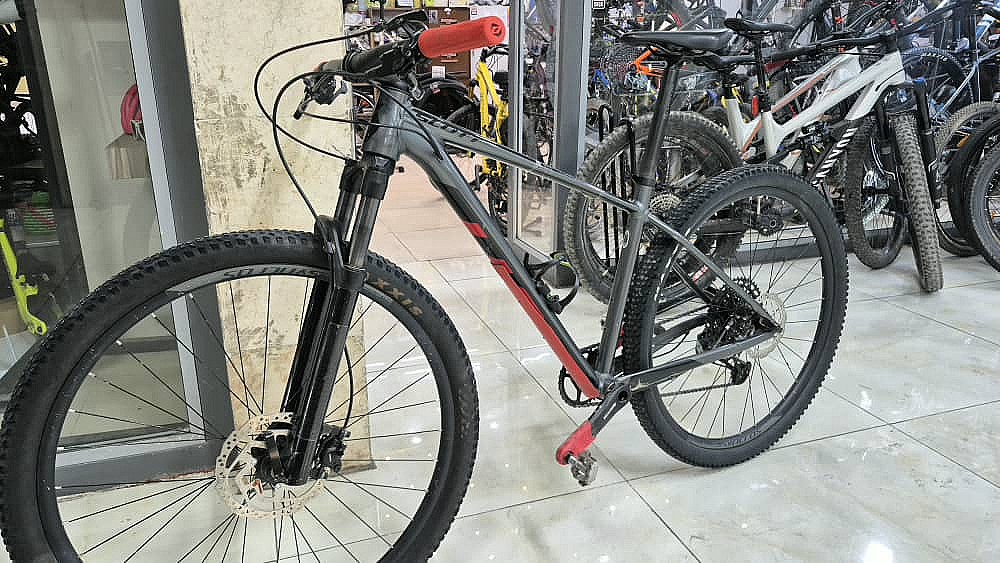 دوچرخه کوهستان Scott scail 970 مدیوم — 6
